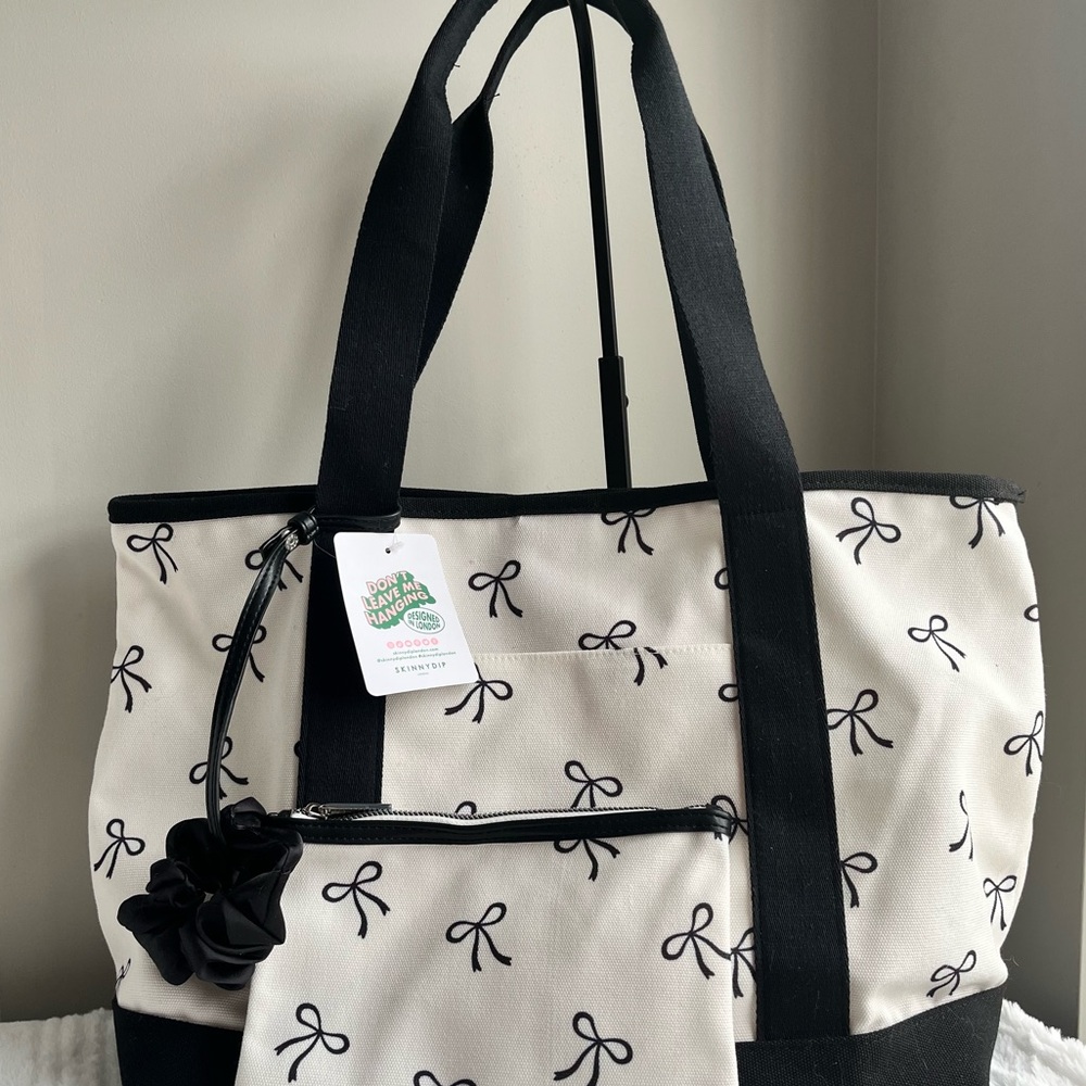 NEW Bow Print Tote Bag - Picture 3 of 6